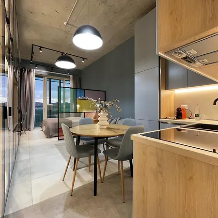 Апарт-отель Ambassador Skyline