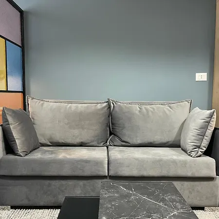 Ambassador Skyline 4* Тирана