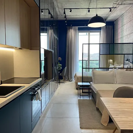 Ambassador Skyline 4* Tirana