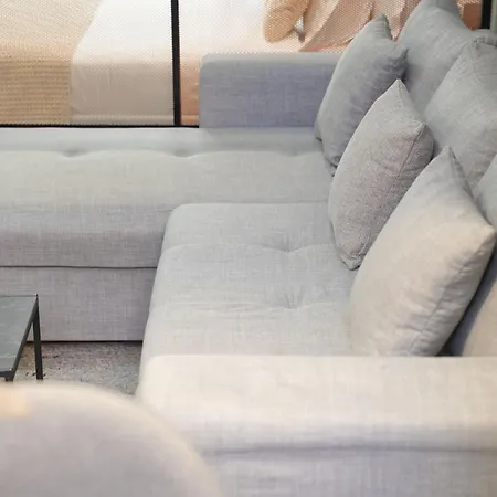 Ambassador Skyline 4* Тирана