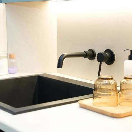 Ambassador Skyline تيرانا