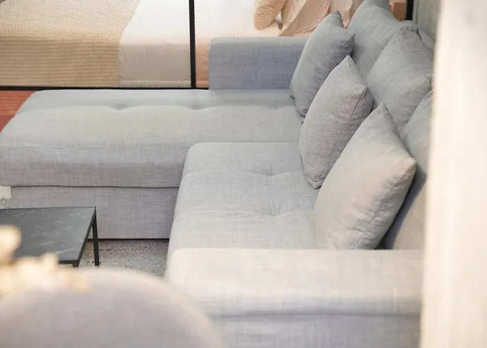 Ambassador Skyline 4* Tirana